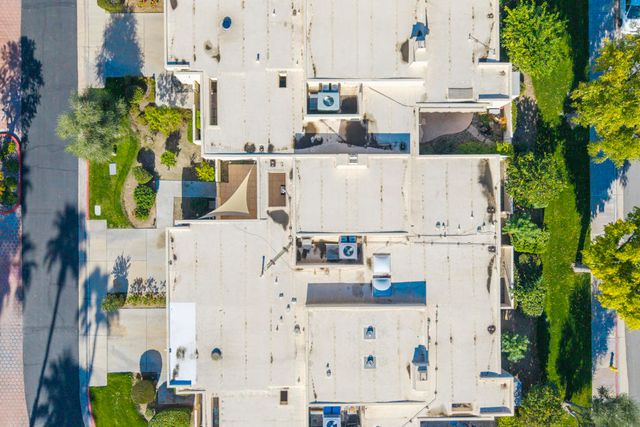 1484 Versailles Drive, Palm Springs, CA 92264