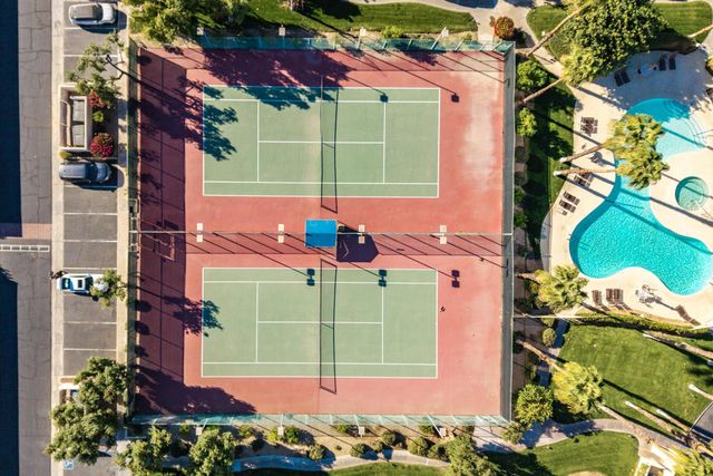 1484 Versailles Drive, Palm Springs, CA 92264