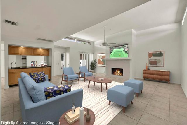 1484 Versailles Drive, Palm Springs, CA 92264