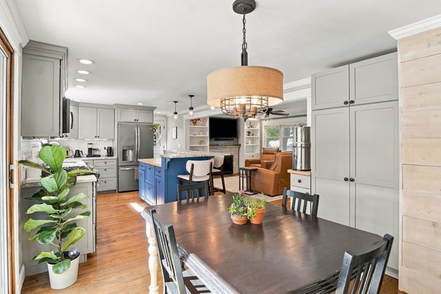 71 Causeway St, Hudson, MA 01749