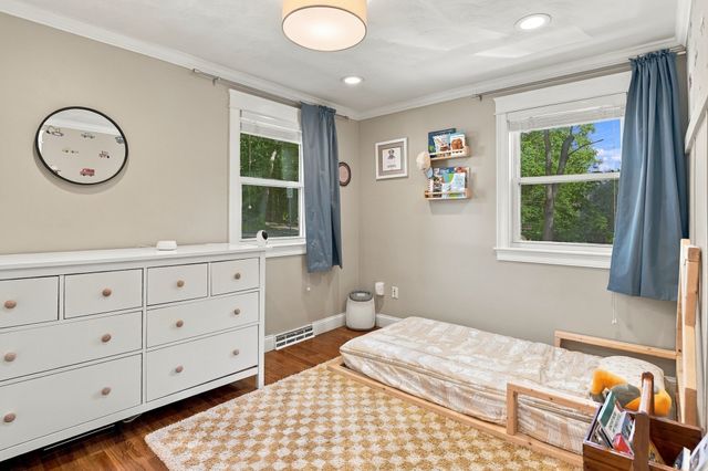71 Causeway St, Hudson, MA 01749