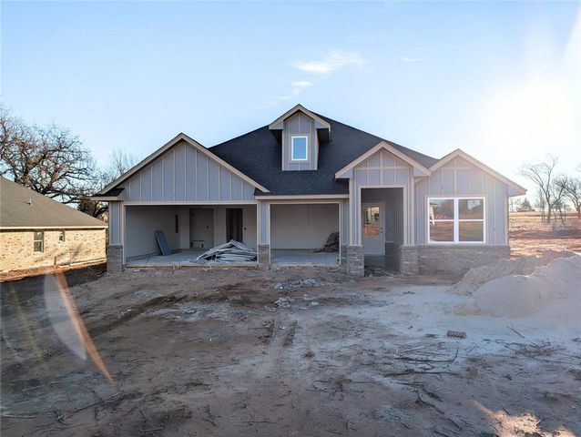 2205 Winter Ridge Road, Blanchard, OK 73010