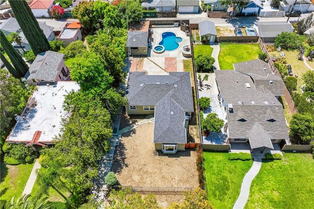 1772 Paloma St, Pasadena, CA 91104
