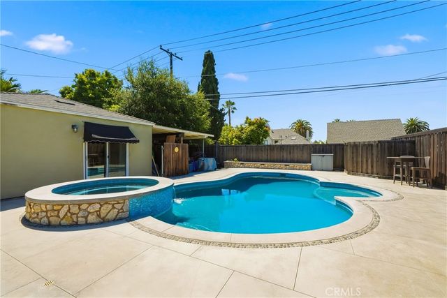 1772 Paloma St, Pasadena, CA 91104