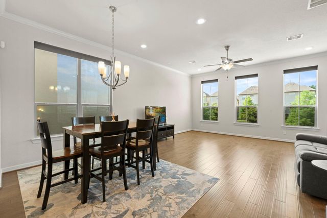 10822 Brittmoore Oaks Place, Houston, TX 77043