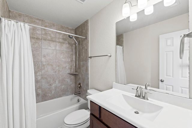 10822 Brittmoore Oaks Place, Houston, TX 77043