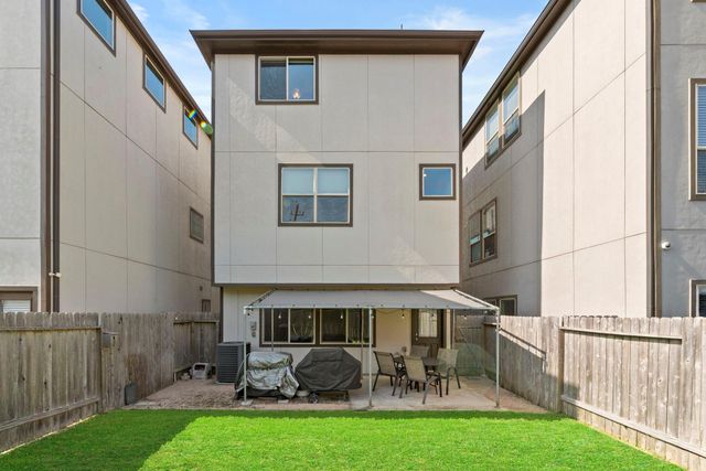 10822 Brittmoore Oaks Place, Houston, TX 77043