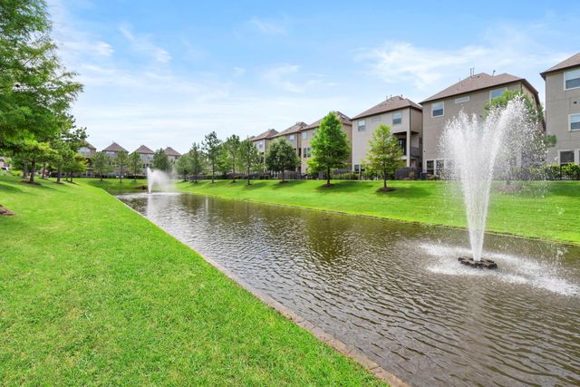 10822 Brittmoore Oaks Place, Houston, TX 77043