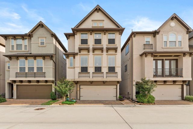 10822 Brittmoore Oaks Place, Houston, TX 77043