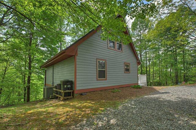 134 Mountain Hideaway Lane, Blue Ridge, GA 30513