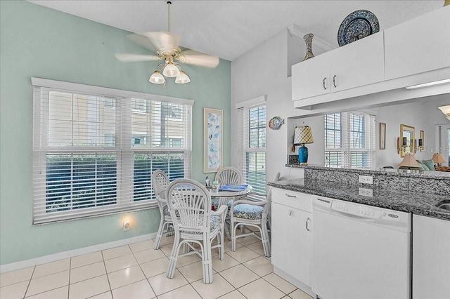 4706 SAND TRAP STREET CIRCLE E 101, Bradenton, FL 34203