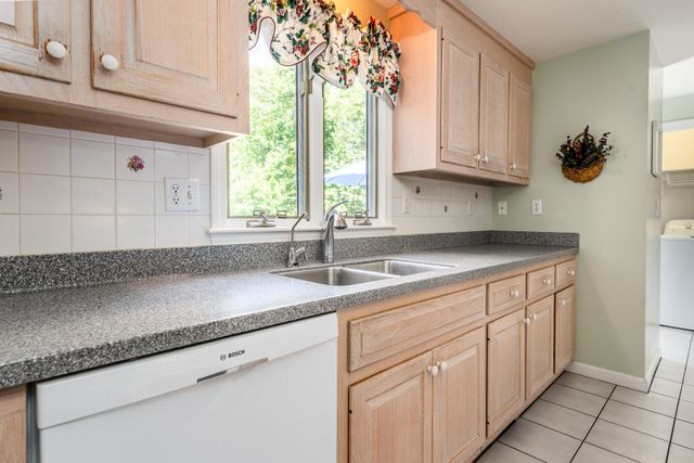 976 Route 6A, Yarmouth Port, MA 02675