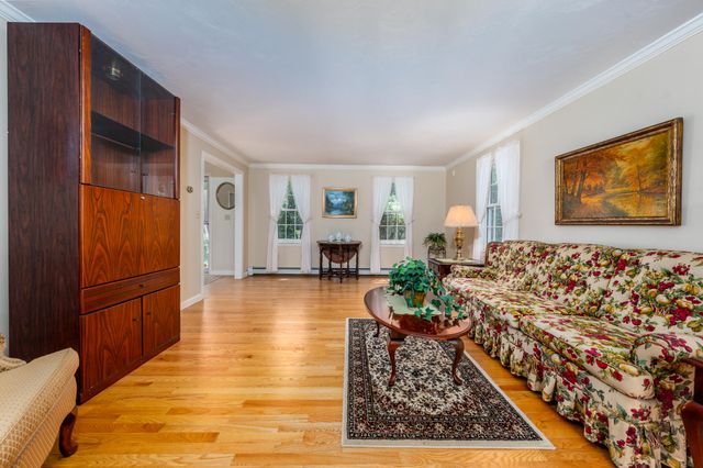 976 Route 6A, Yarmouth Port, MA 02675