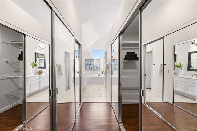 9 Terraza, Irvine, CA 92614