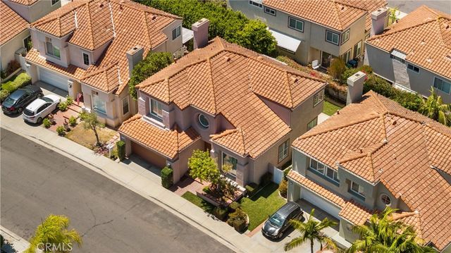 9 Terraza, Irvine, CA 92614