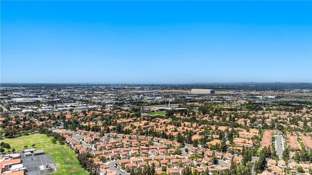 9 Terraza, Irvine, CA 92614
