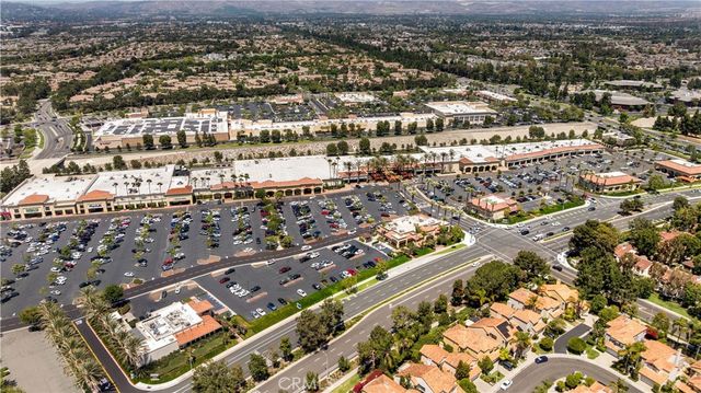 9 Terraza, Irvine, CA 92614
