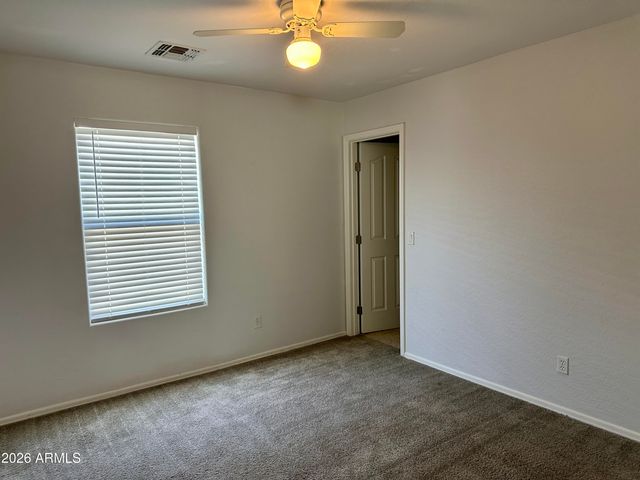 5809 E HAMPTON Avenue, Mesa, AZ 85206