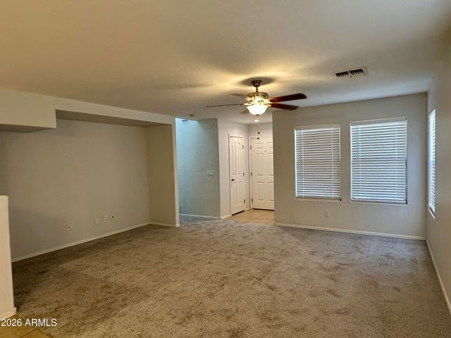 5809 E HAMPTON Avenue, Mesa, AZ 85206