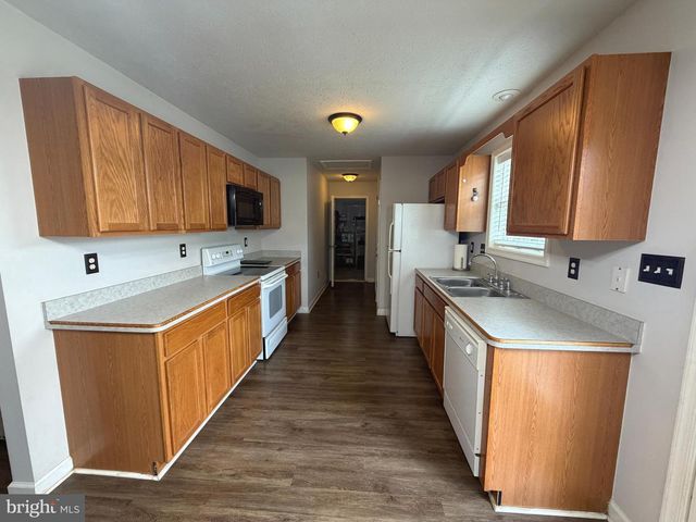 129 RAIDER LN, Martinsburg, WV 25403