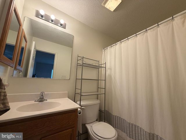 129 RAIDER LN, Martinsburg, WV 25403