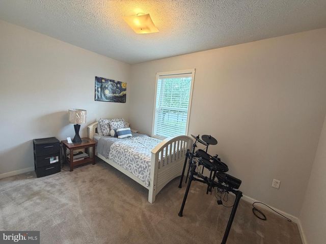 129 RAIDER LN, Martinsburg, WV 25403