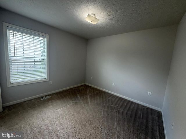 129 RAIDER LN, Martinsburg, WV 25403