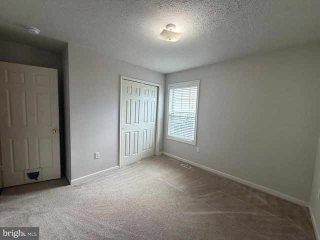 129 RAIDER LN, Martinsburg, WV 25403