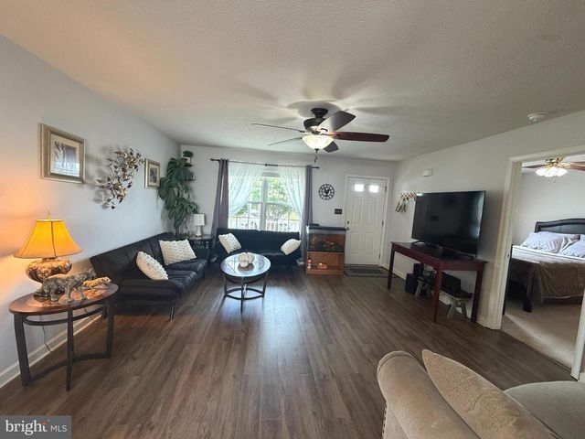 129 RAIDER LN, Martinsburg, WV 25403