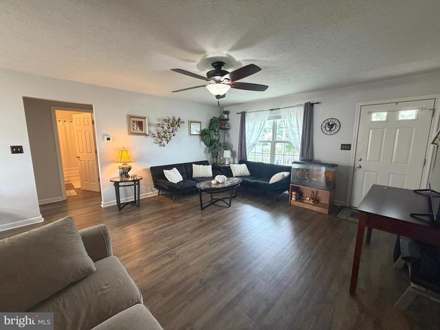 129 RAIDER LN, Martinsburg, WV 25403