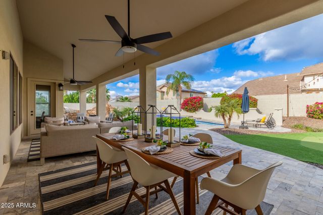 5322 W WHISPERING WIND Drive, Glendale, AZ 85310