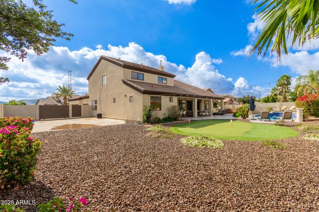 5322 W WHISPERING WIND Drive, Glendale, AZ 85310