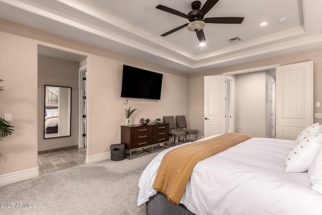 5322 W WHISPERING WIND Drive, Glendale, AZ 85310