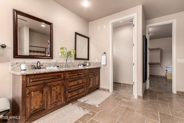 5322 W WHISPERING WIND Drive, Glendale, AZ 85310