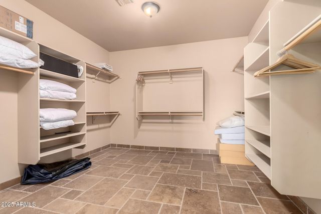 5322 W WHISPERING WIND Drive, Glendale, AZ 85310