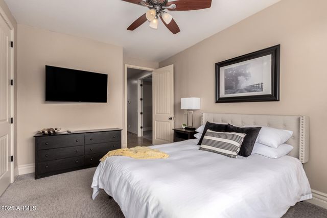 5322 W WHISPERING WIND Drive, Glendale, AZ 85310