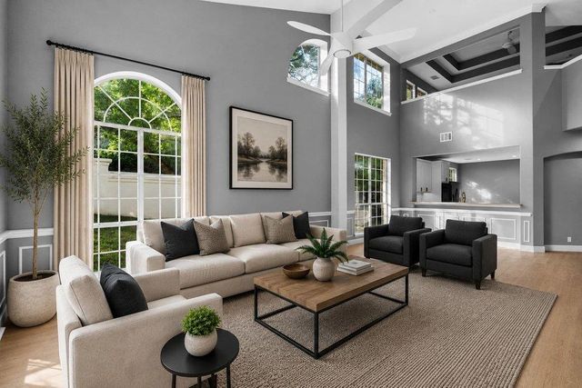 1815 Rue De St Tropez, Austin, TX 78746