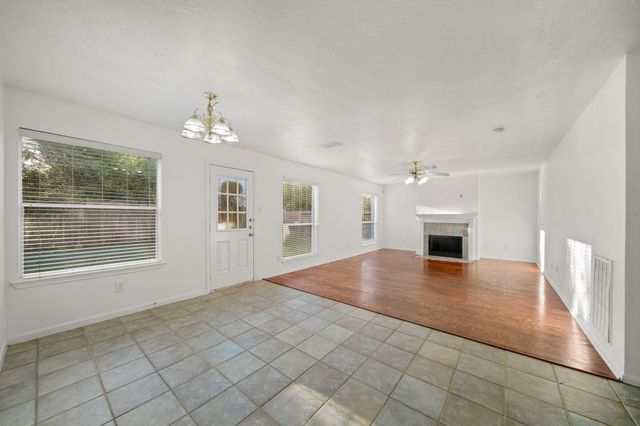 2208 Day Drive, Pearland, TX 77584