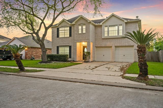 2208 Day Drive, Pearland, TX 77584