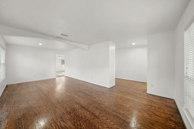 2208 Day Drive, Pearland, TX 77584