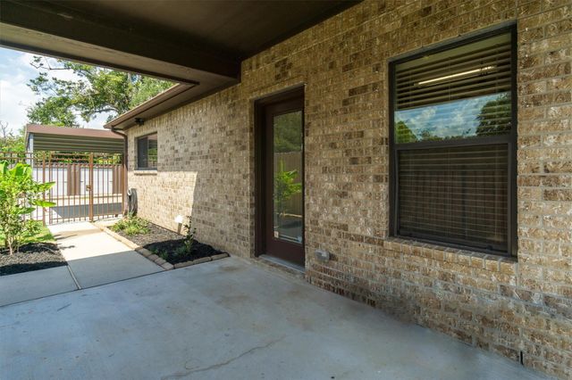 308 Reppert Street, Bacliff, TX 77518