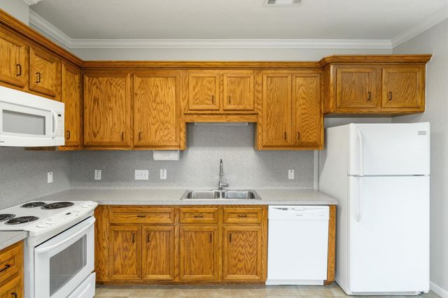 308 Reppert Street, Bacliff, TX 77518