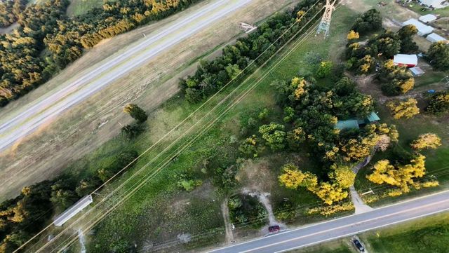 5758 N Luther Road, Harrah, OK 73045