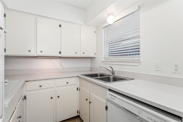 11038 Wyatt Street, Dallas, TX 75218