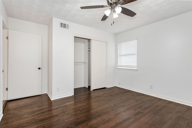 11038 Wyatt Street, Dallas, TX 75218