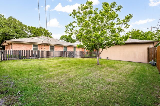 11038 Wyatt Street, Dallas, TX 75218
