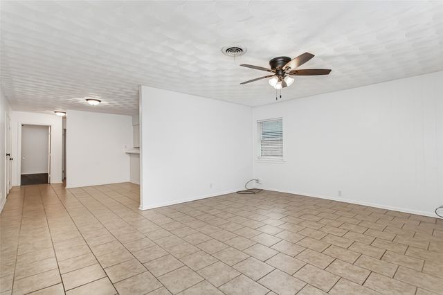 11038 Wyatt Street, Dallas, TX 75218