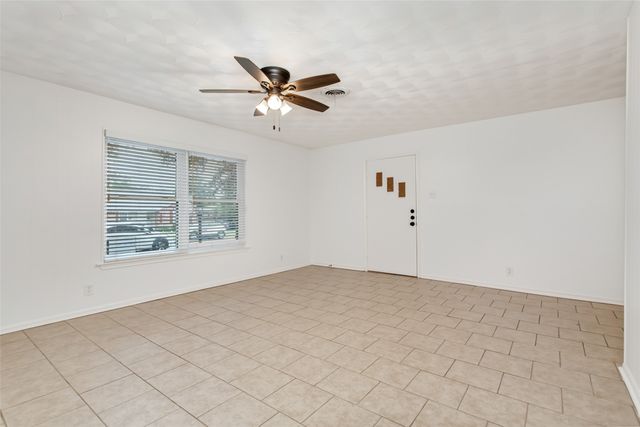 11038 Wyatt Street, Dallas, TX 75218