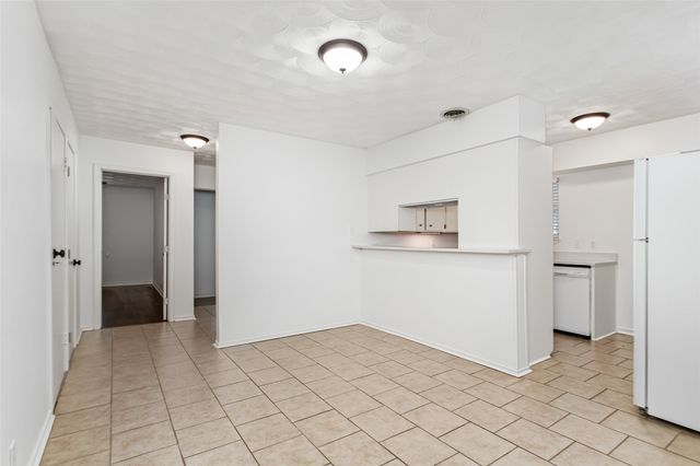 11038 Wyatt Street, Dallas, TX 75218