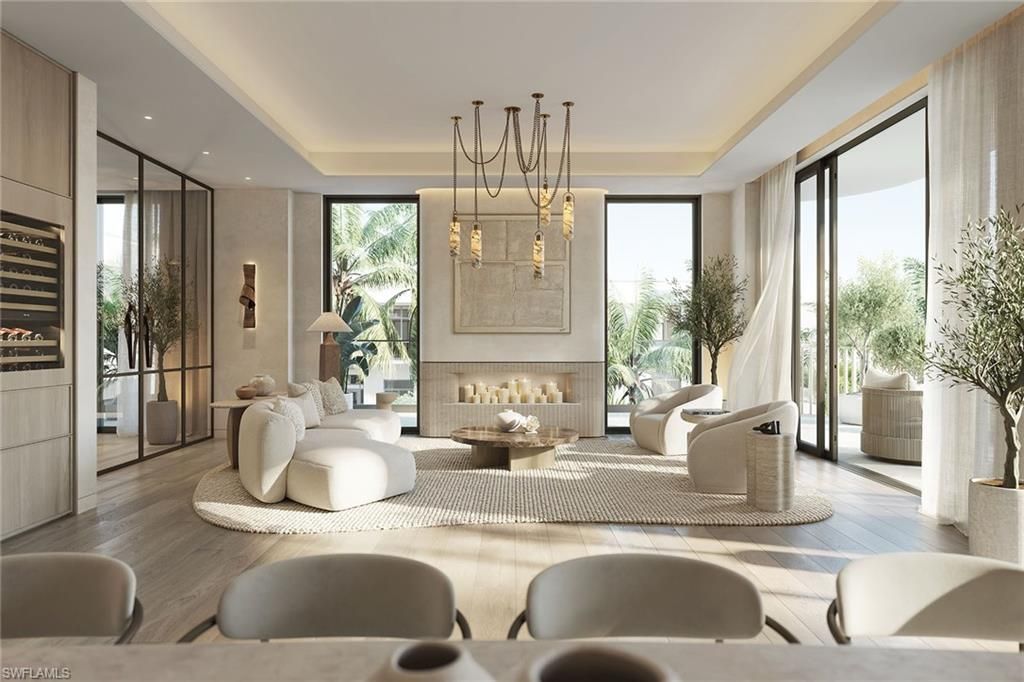 1933 DAVIS BLVD 410, Naples, FL 34104